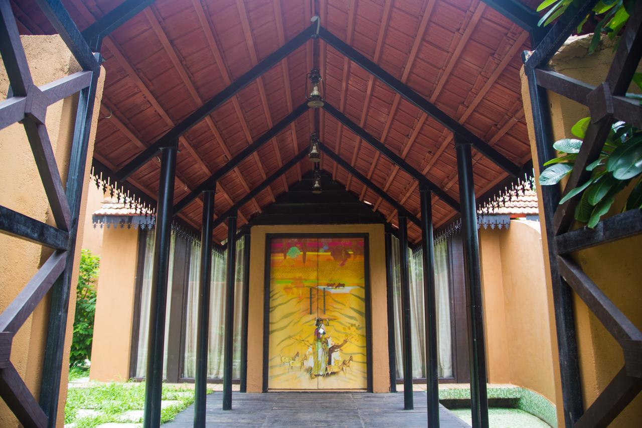 Vannraj Resort And Spa Khawasa Exterior photo